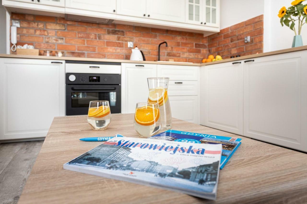 Gdynia Glowna Apartments Buitenkant foto